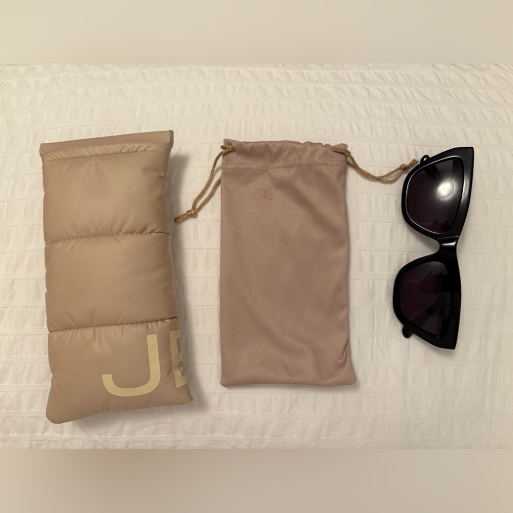 Jenny Bird Cateye Sunglasses in Black
